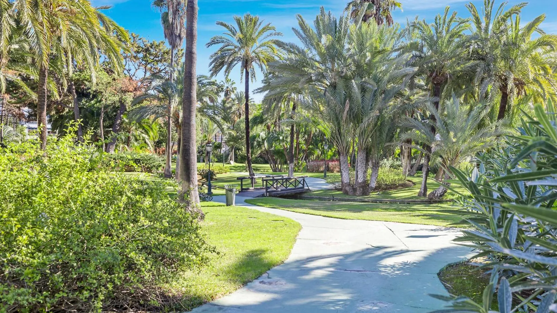 Vista Mar Y Piscina En Puerto Banus Apartment Marbella