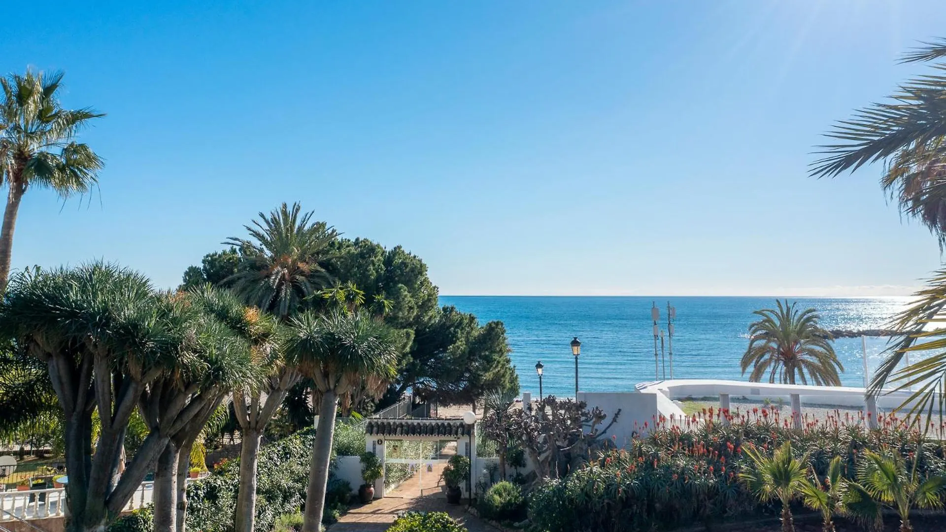 Vista Mar Y Piscina En Puerto Banus Apartment Marbella