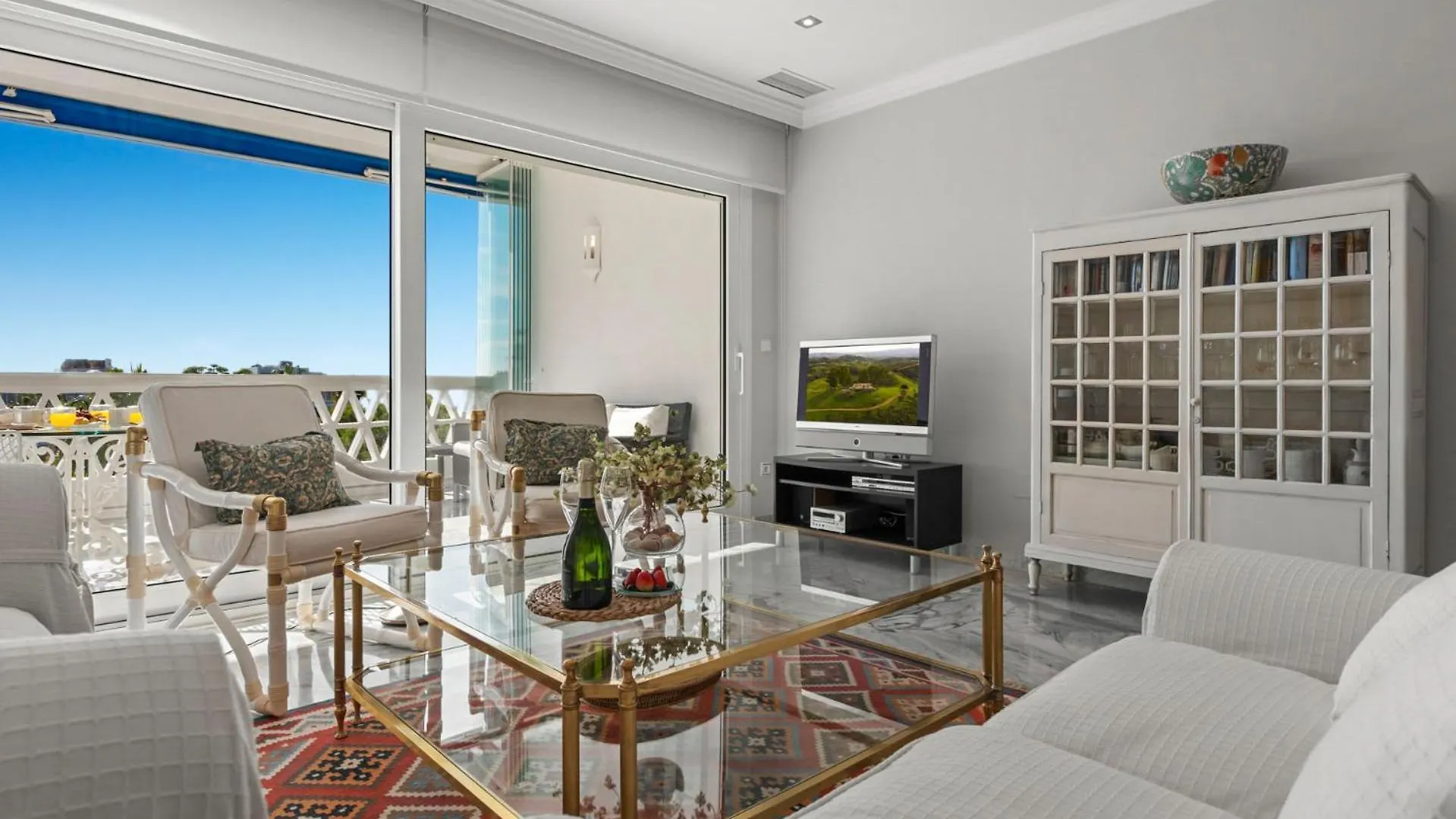 Vista Mar Y Piscina En Puerto Banus Apartment Marbella