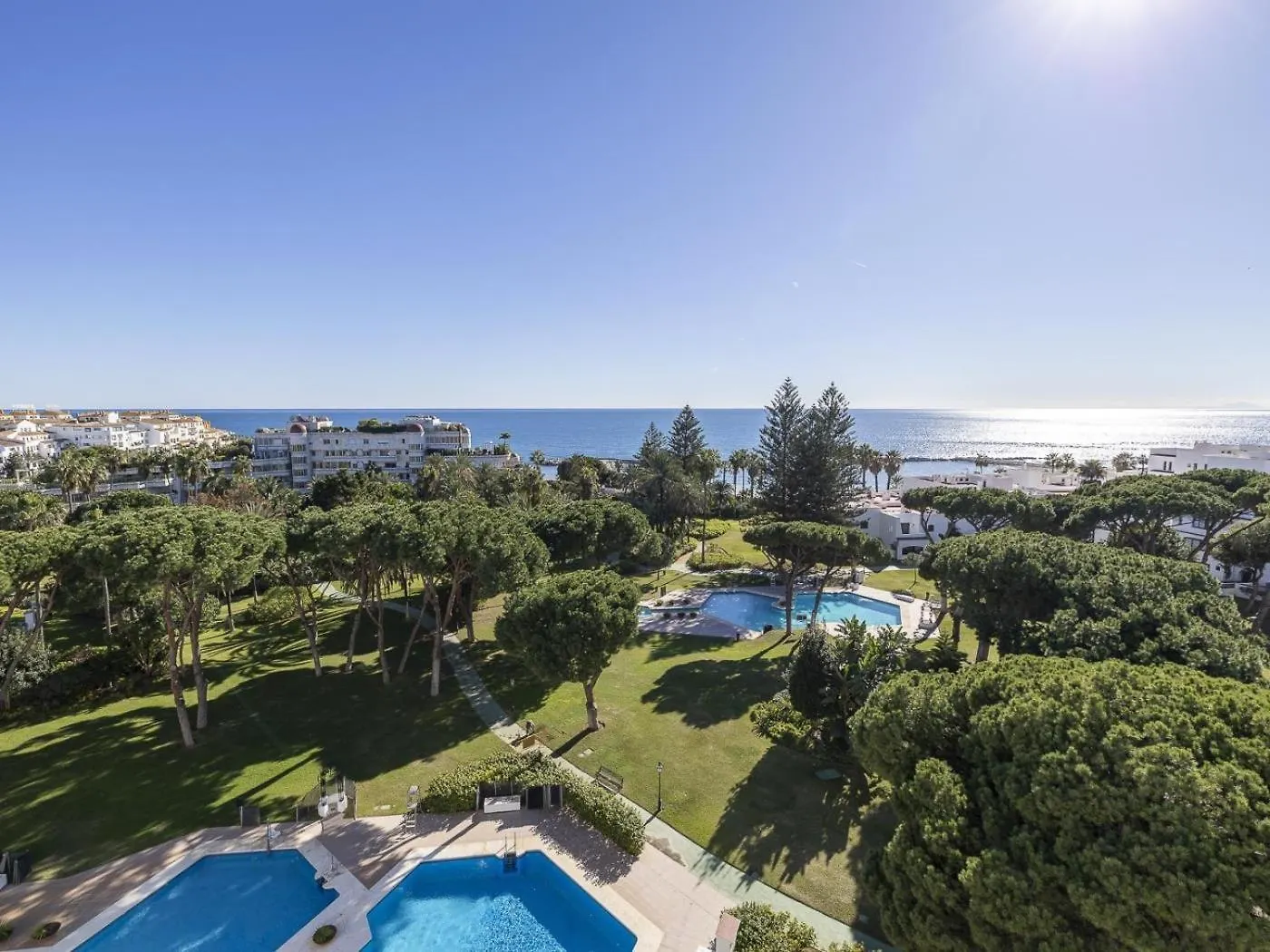 Vista Mar Y Piscina En Puerto Banus Apartment Marbella Spain