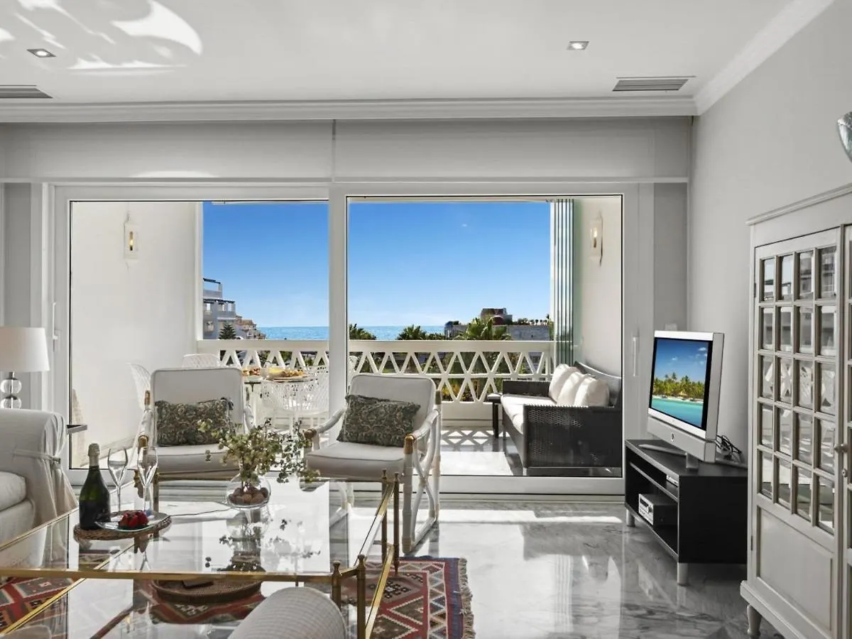 Vista Mar Y Piscina En Puerto Banus Apartment Marbella