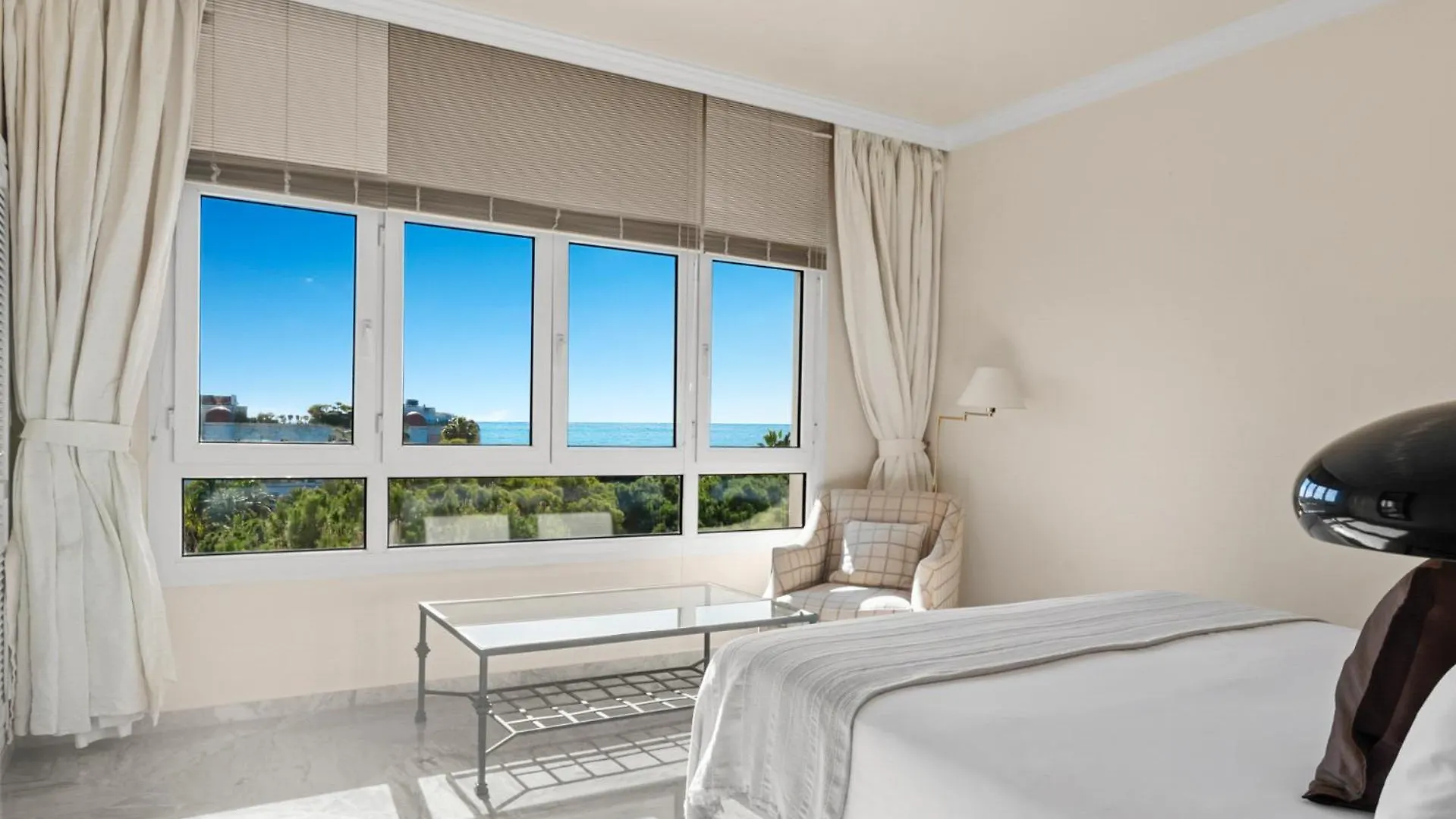 Vista Mar Y Piscina En Puerto Banus Apartment Marbella